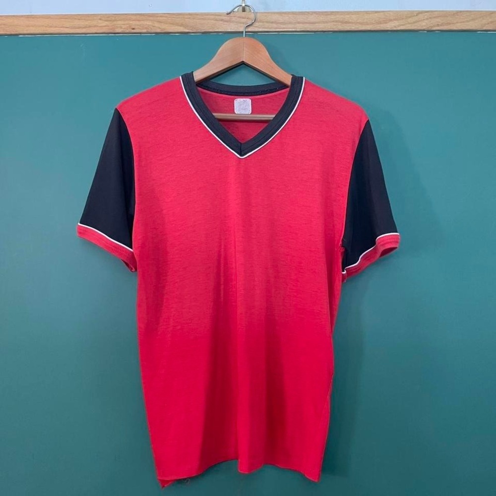 Vintage‎ 1990s V-neck t-shirt